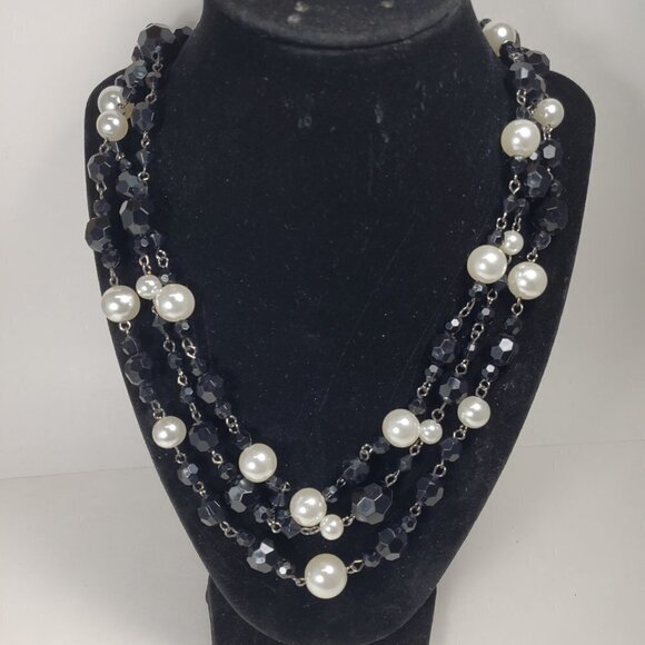 Stylish Multi-Layer Black and Off-White color Beaded Necklace - Elegant Women - Picture 9 of 9